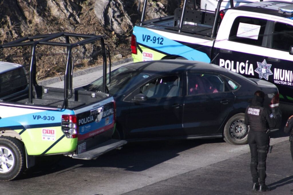 identifican cadáveres abandonados en Periférico