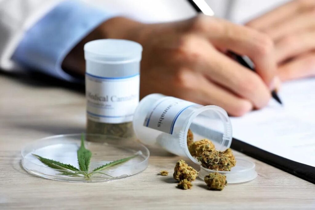 DEA busca reclasificar marihuana