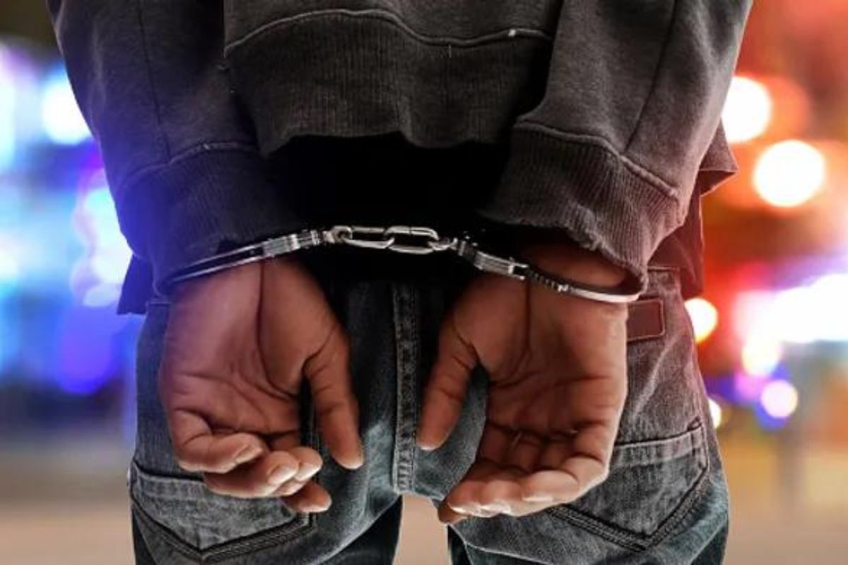 Detienen a agente del Ministerio Público de Puebla por pedir moches en casos de violencia contra mujeres 1 detienen a agente del MP en Puebla por pedir moches
