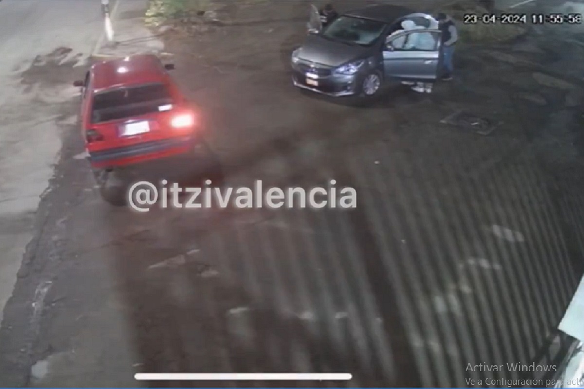VIDEO: Así fue como ladrones encañonan a un conductor para robarle su vehículo en Bosques de Amalucan 1 feminicida de Iztacalco