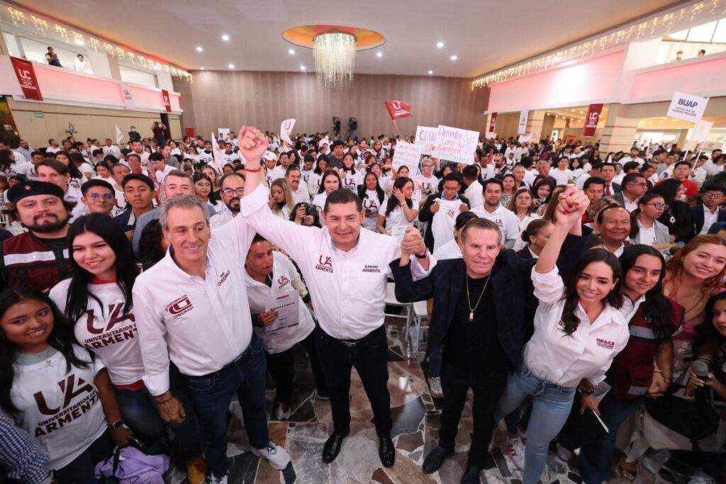 fuerza universitaria con Alejandro Armenta