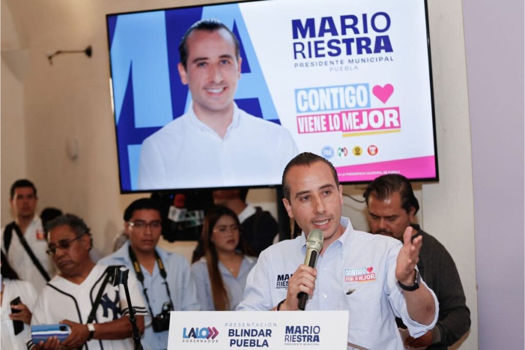 Mario Riestra propone transparentar concesión de agua en Puebla
