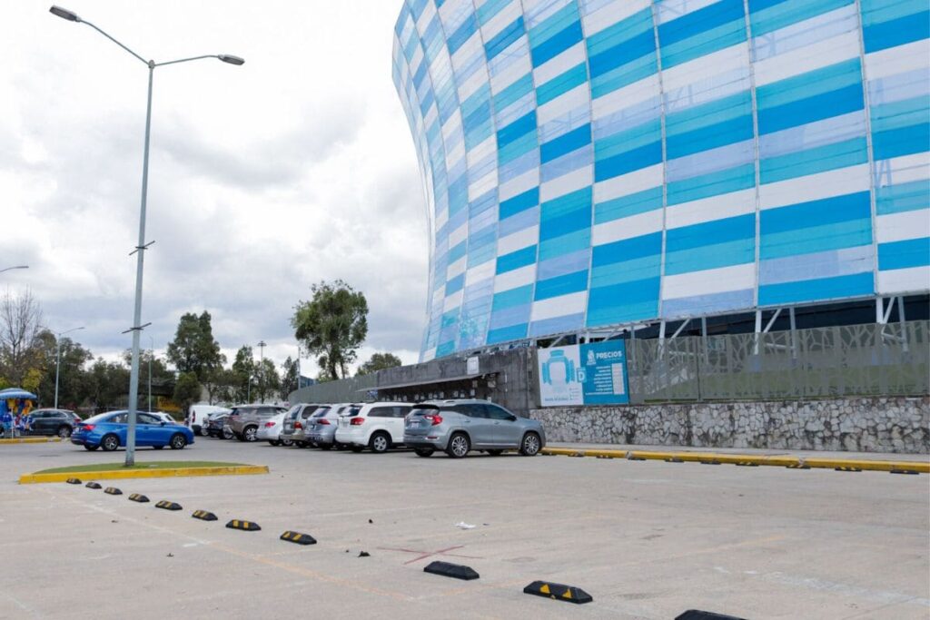 parquímetros en los estadios de Puebla