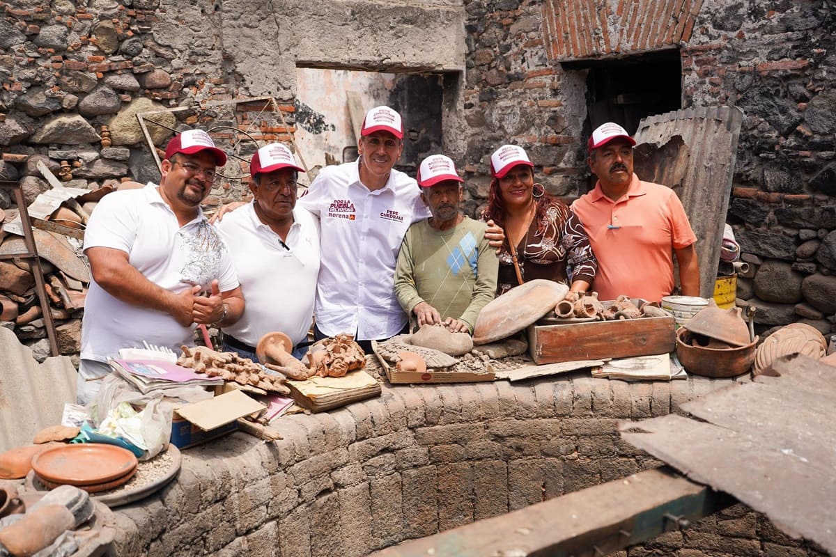 Pepe Chedraui celebra los 493 años de la fundación de Puebla en el Barrio de La Luz y mantiene su compromiso de trabajar por ella 1 pepe chedraui barrio de la luz