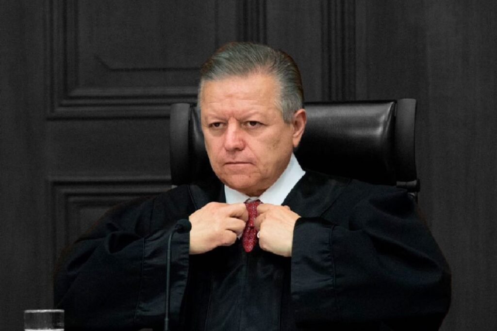 Arturo Zaldívar investigado