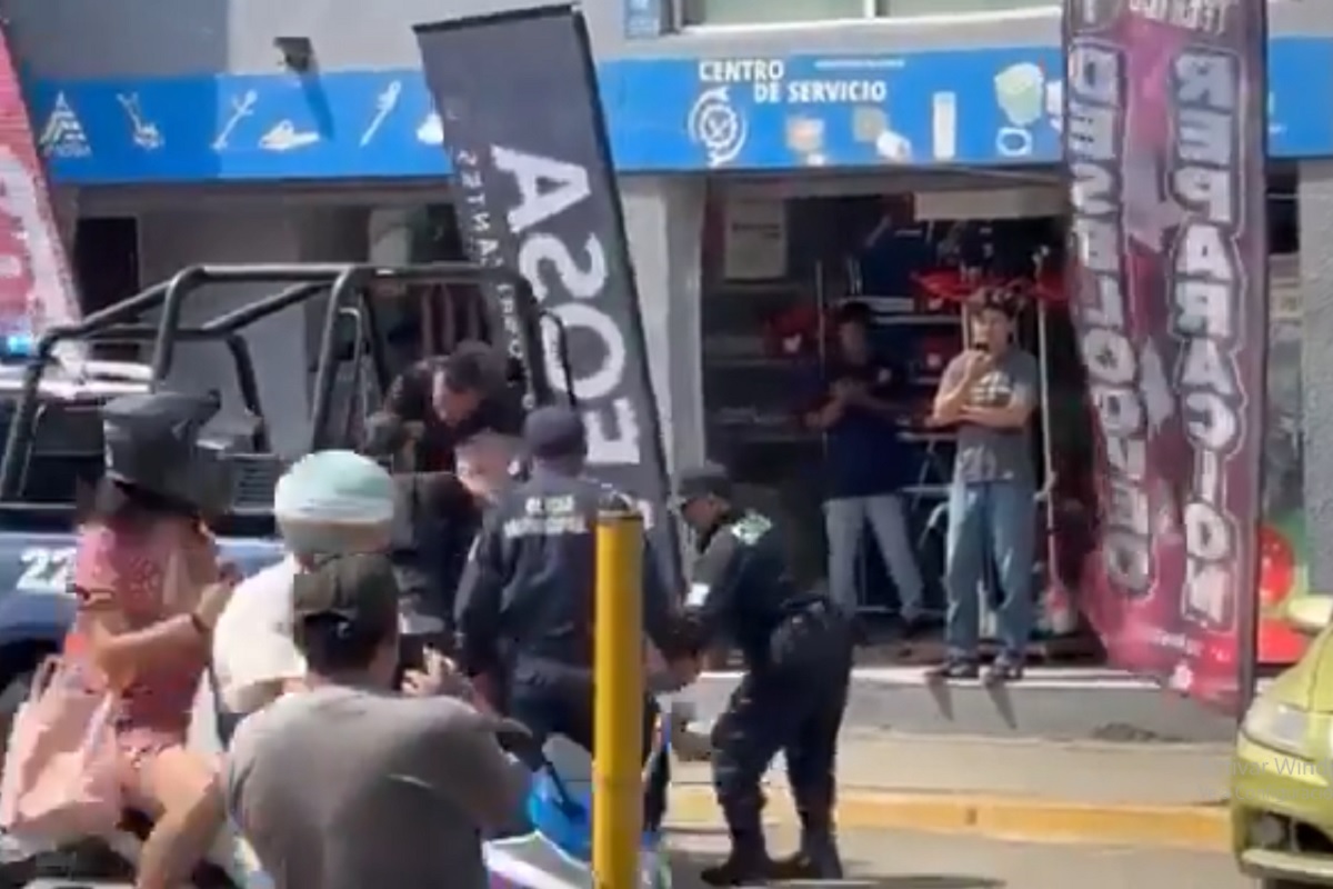 VIDEO: Detienen a luchador "Shocker" tras ocasionar disturbios en hotel de Oaxaca 1 Detienen a luchador "Shocker" tras ocasionar disturbios en hotel de Oaxaca