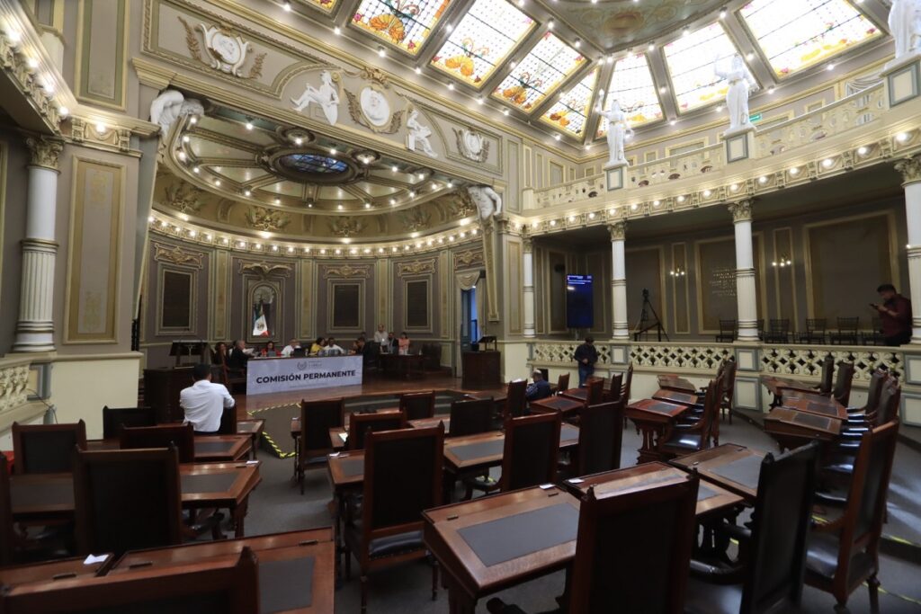 Promueven iniciativa en el Congreso para garantizar igualdad salarial entre hombres y mujeres