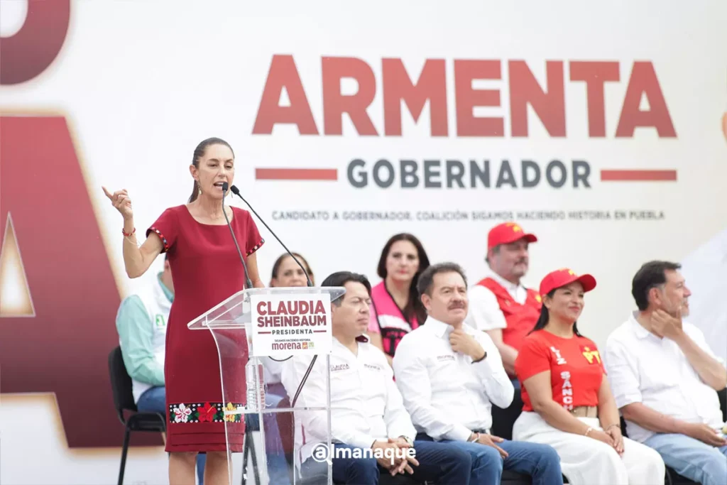Arlejandro Armenta Claudia Sheinbaum Pepe Chedraui cierre de campana plaza civica Puebla 20