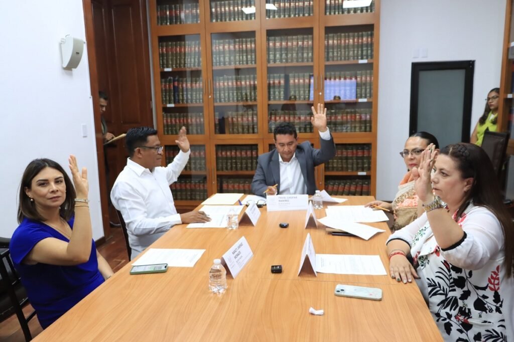 Avala Comisión del Congreso acuerdo para que dependencias cuenten con traductores de lenguas indígenas