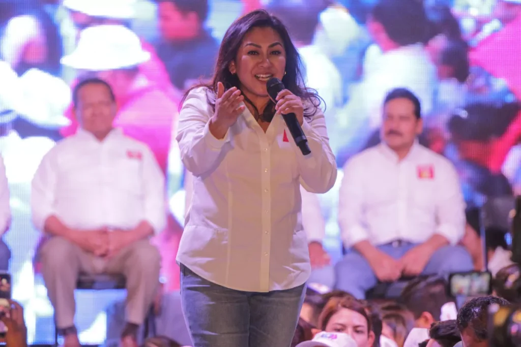 Eduardo Rivera Tecamachalco cierre de campana 3