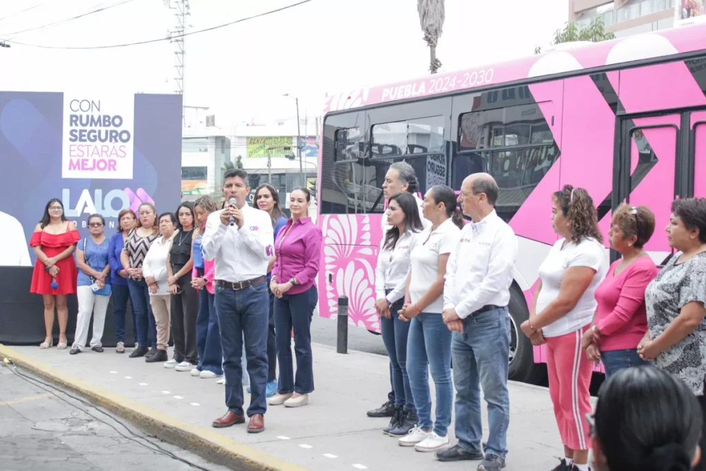 Eduardo Rivera Transporte Rosa