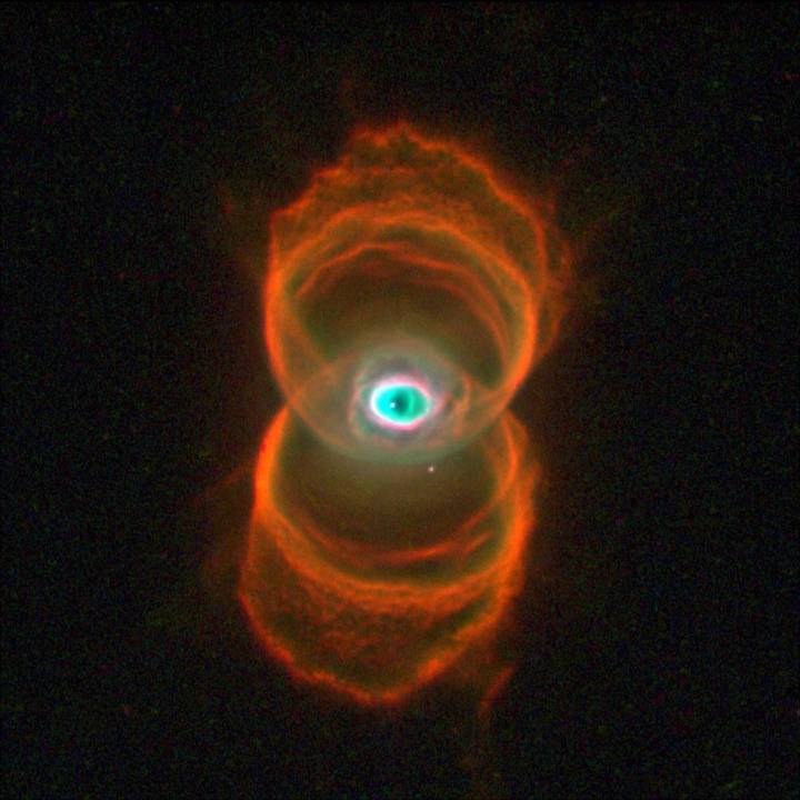NASA revela imagen de nebulosa con forma de "ojo cósmico"