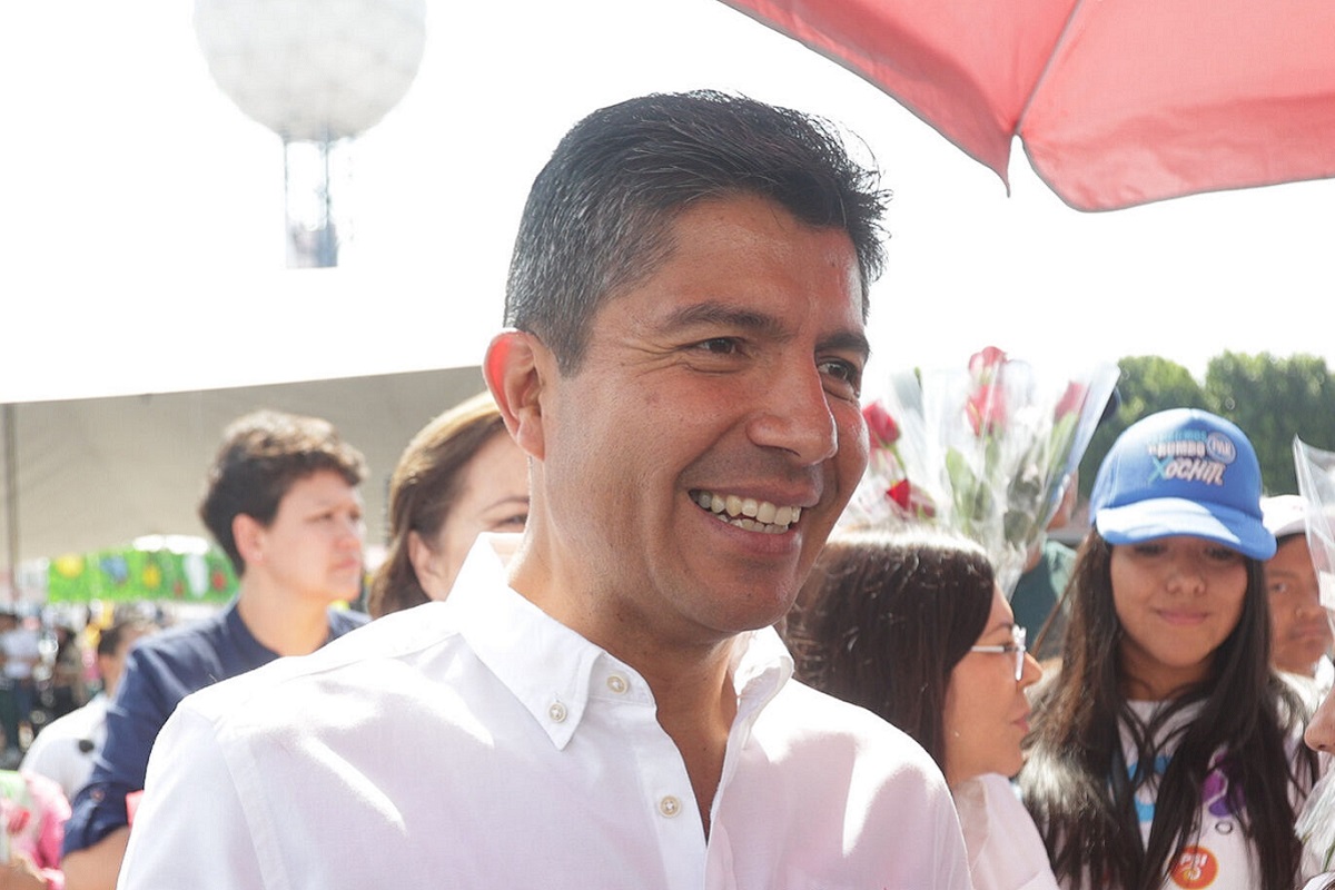 Lalo Rivera pide mesura y paz, tras detención de Violeta Lagunes