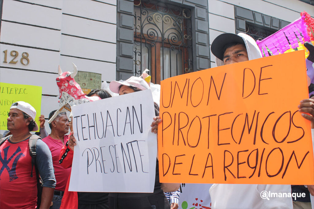 Manifestacion No la Prohibicion de Pirotecnia 4