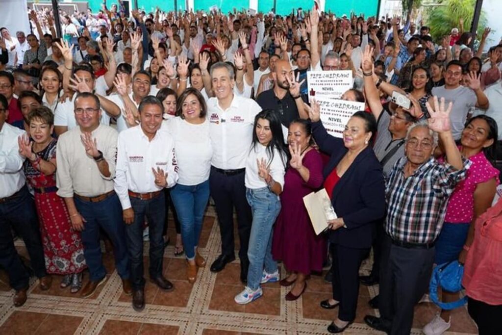 Pepe Chedraui magisterio poblano