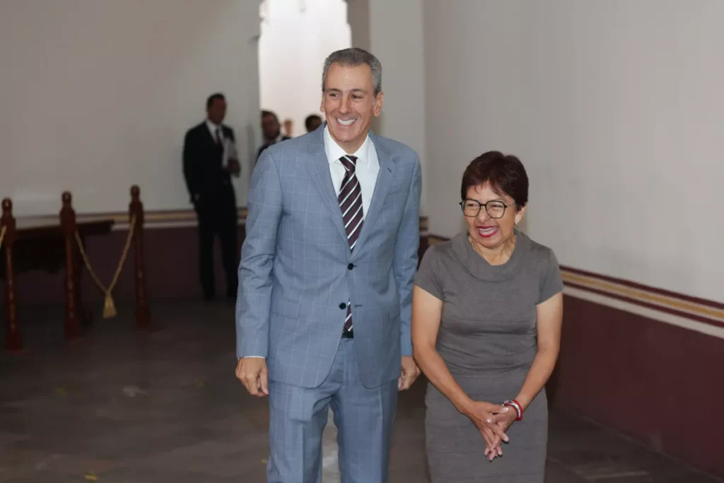 Pepe Chedraui reunion Carolino BUAP 2