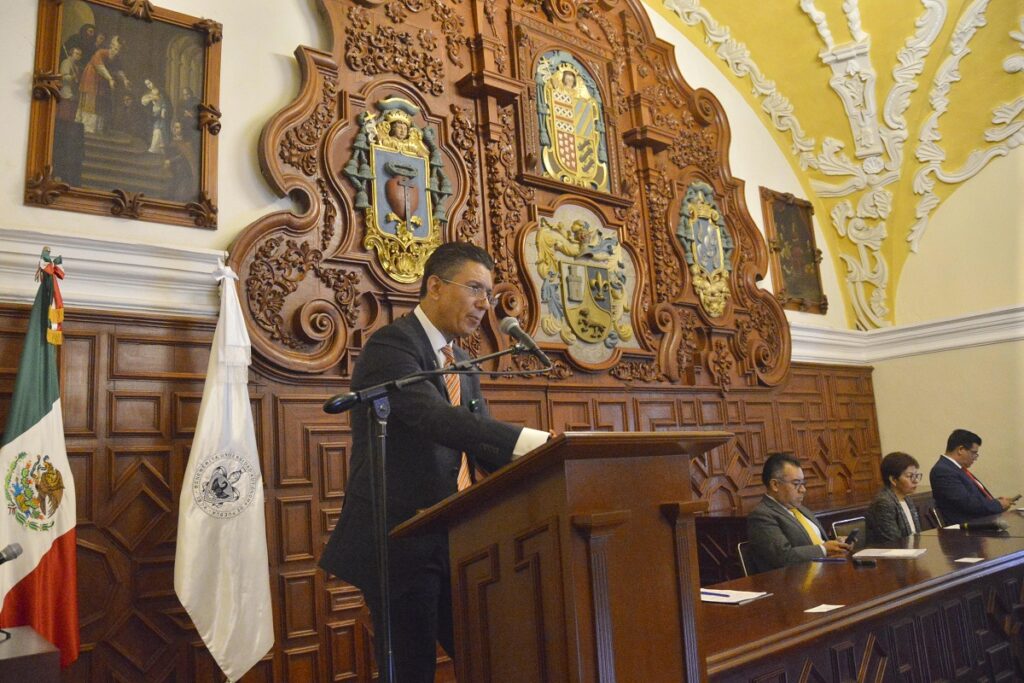 Presenta sus propuestas ante el Consejo Universitario el candidato a la alcaldía de Puebla por el Partido Movimiento Ciudadano