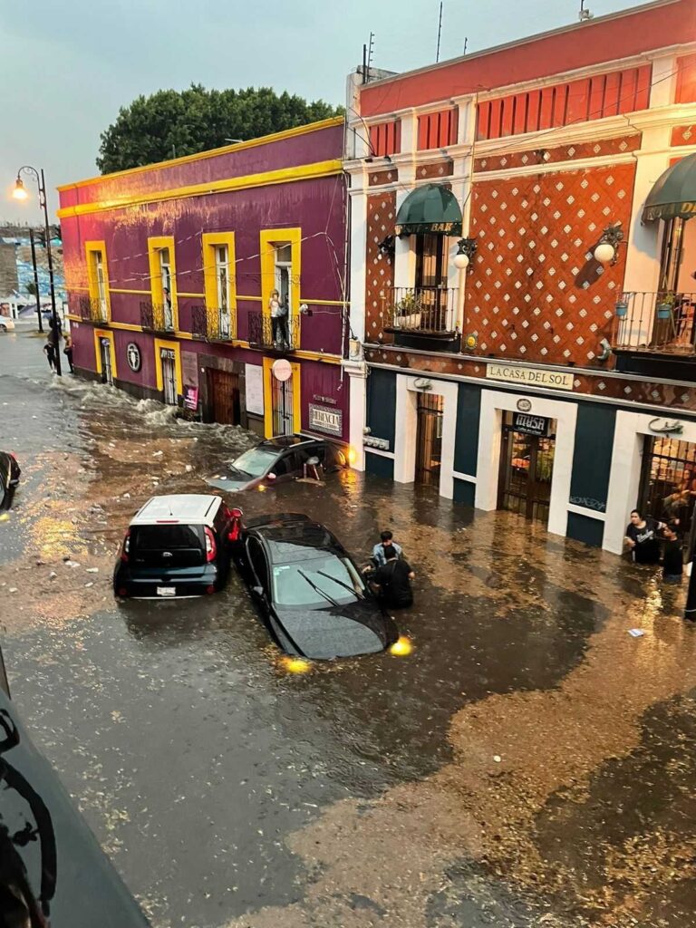 Tras inundación en Puebla, negocios de La Herencia 811 resultan con pérdidas totales 