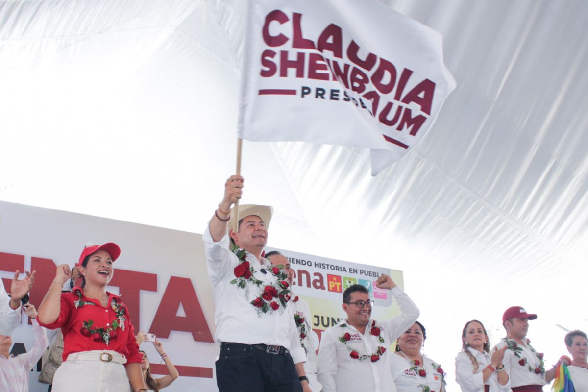 Línea 1 de Cablebus propuesta por Armenta llegará hasta Canoa; lo avala Claudia Sheinbaum 1 Alejandro Armenta cablebus hasta Canoa