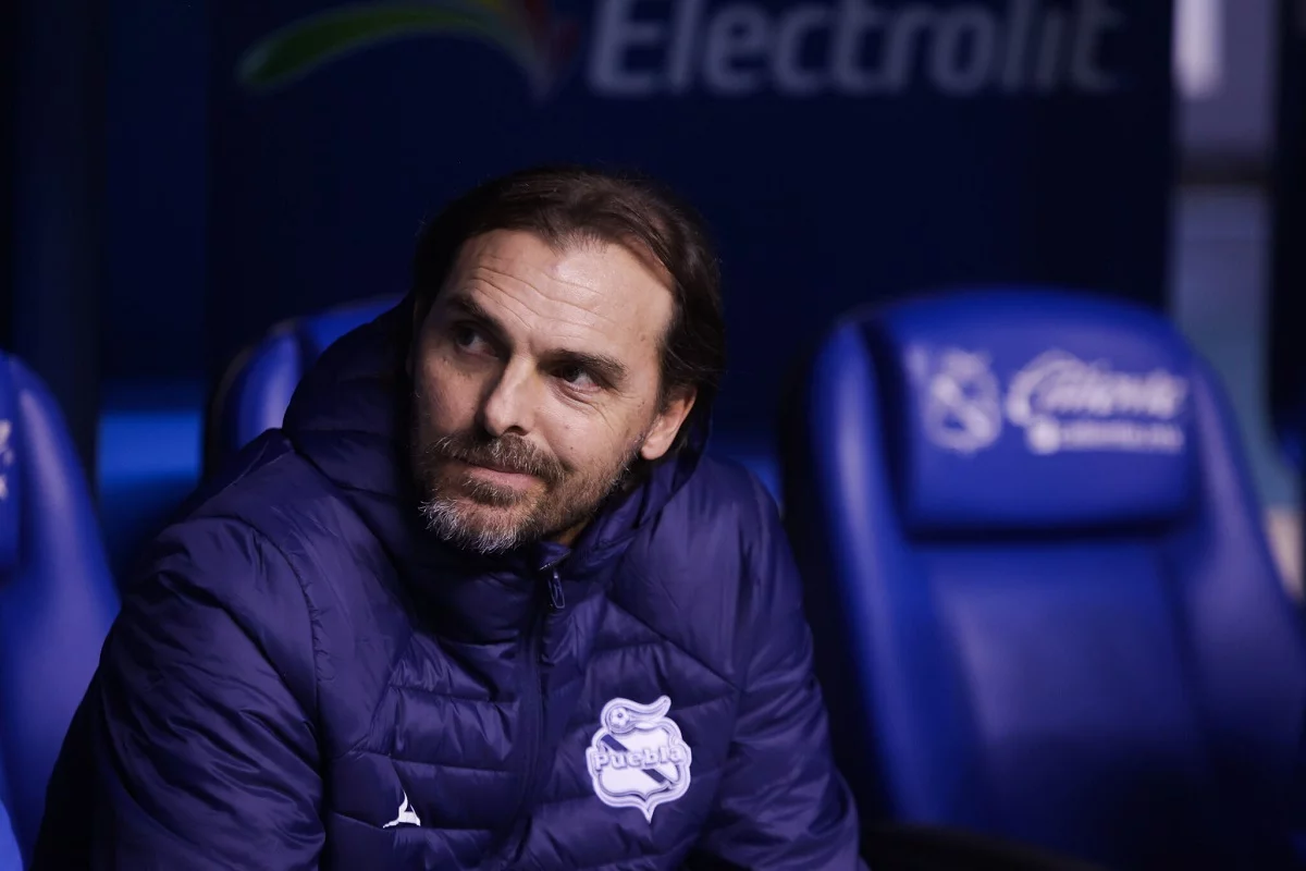 Club Puebla anuncia la salida del director técnico Andrés Carevic 1 Club Puebla anuncia la salida del director técnico Andrés Carevic