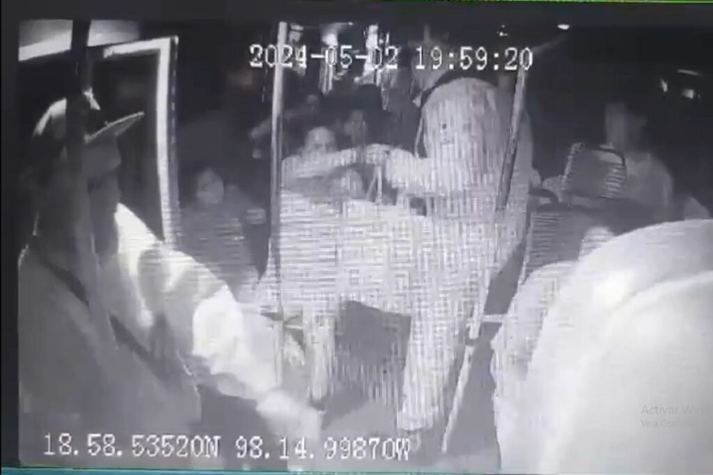 Así fue como delincuentes asaltaron una Ruta 4 en la colonia Guadalupe Hidalgo