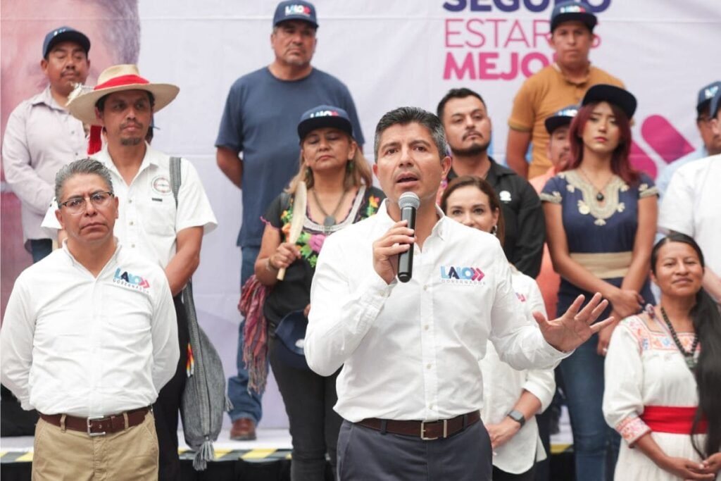 Eduardo Rivera suma votos de Morena