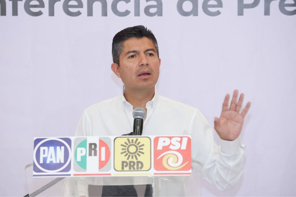 Eduardo Rivera retira apoyo a Tania N