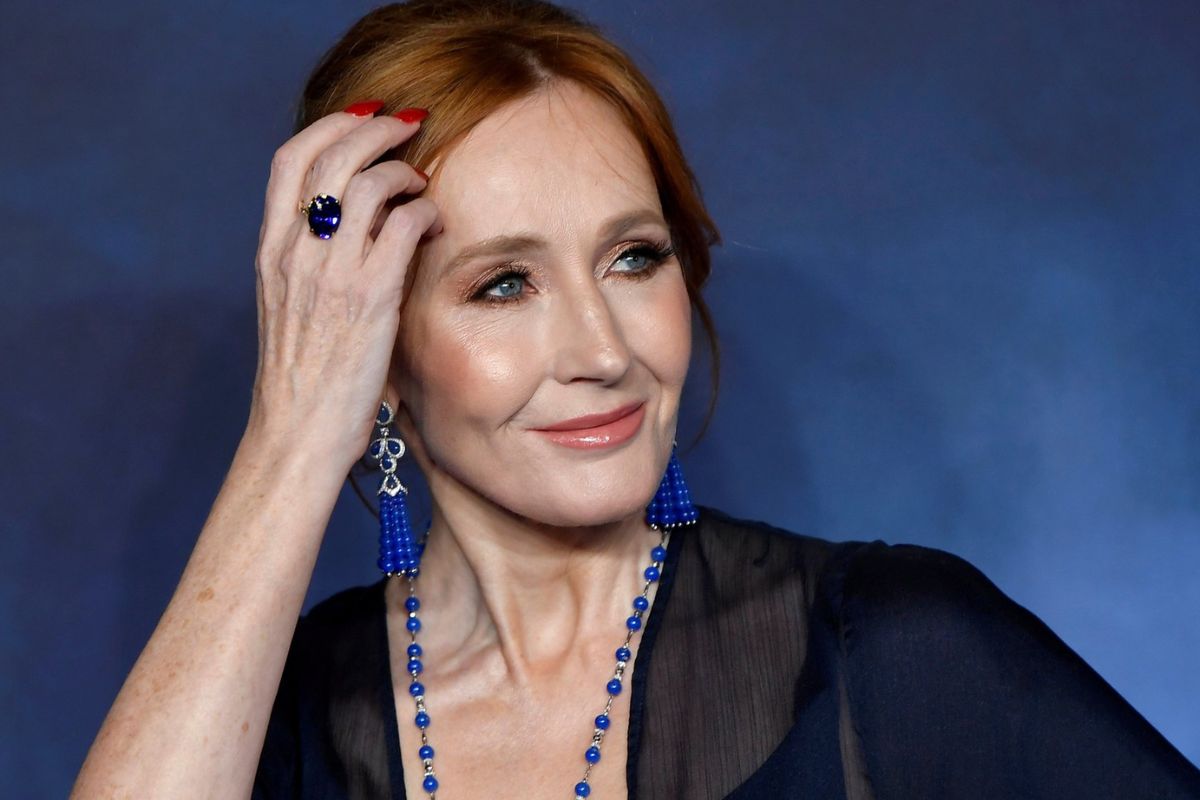 No aprende: JK Rowling es criticada, otra vez, por comentarios contra mujer trans 1 JK Rowling comentarios transfóbicos