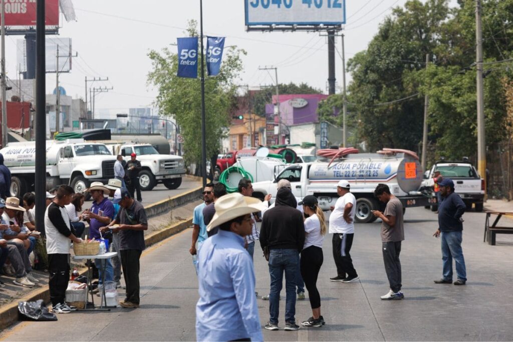 piperos de Puebla bloquena calles