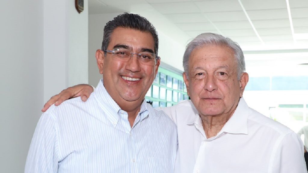 López Obrador estuvo en Puebla este 14 de mayo