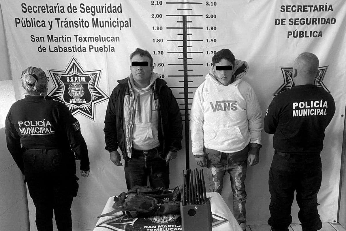 La SSP de San Martín Texmelucan capturo a dos masculinos por portación de arma de fuego 1 SSP de San Martín Texmelucan detiene a dos hombres con armas