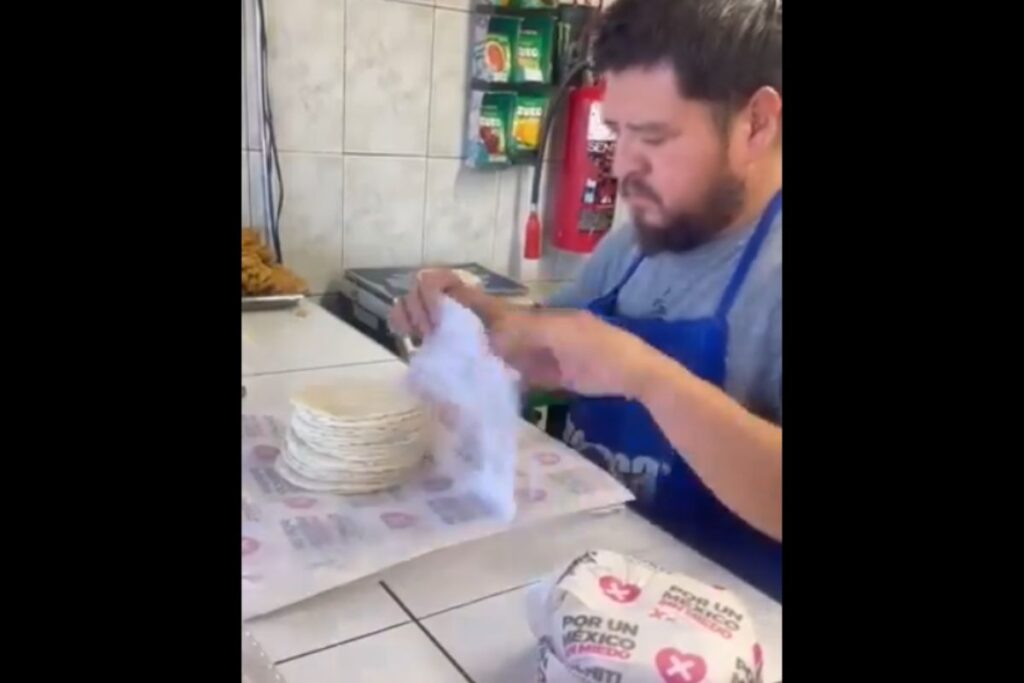 tortillería de Puebla promociona a Xóchitl Gálvez