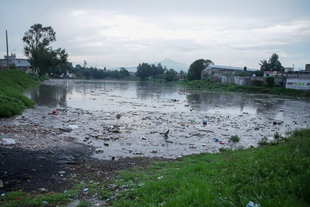 Aumenta nivel de agua en Puente Negro, Protección Civil mantiene monitoreo