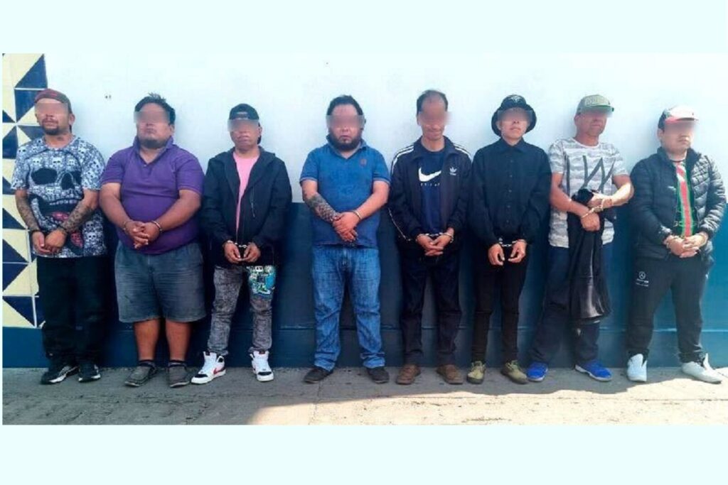 Detiene SSP a ocho hombres relacionados con el robo de boletas en Tlapanalá