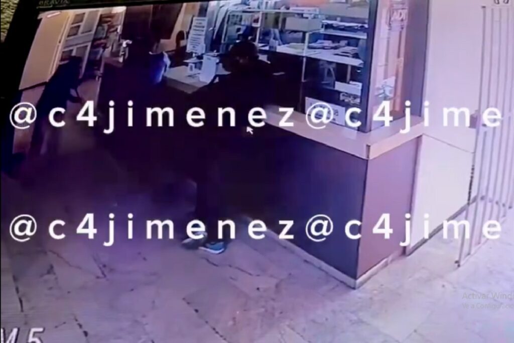 Difunden video de la llegada de la madre de Derek Trejo al hotel donde fue hallada muerta