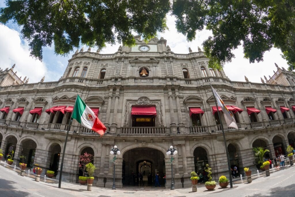 En el cierre de administración municipal, Comisión de Patrimonio aprueba otorgar 110 bases