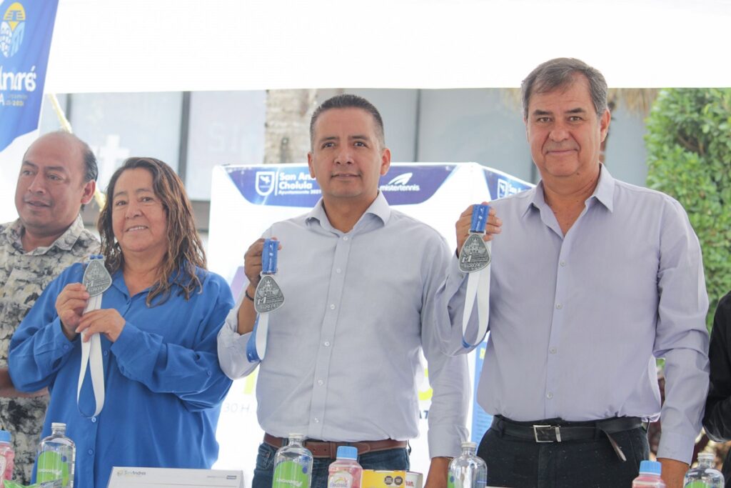 Hasta 10 mil pesos en premios para el medio maratón del Día del Padre en Cholula 7 Hasta 10 mil pesos en premios para el medio maratón del Día del Padre en Cholula