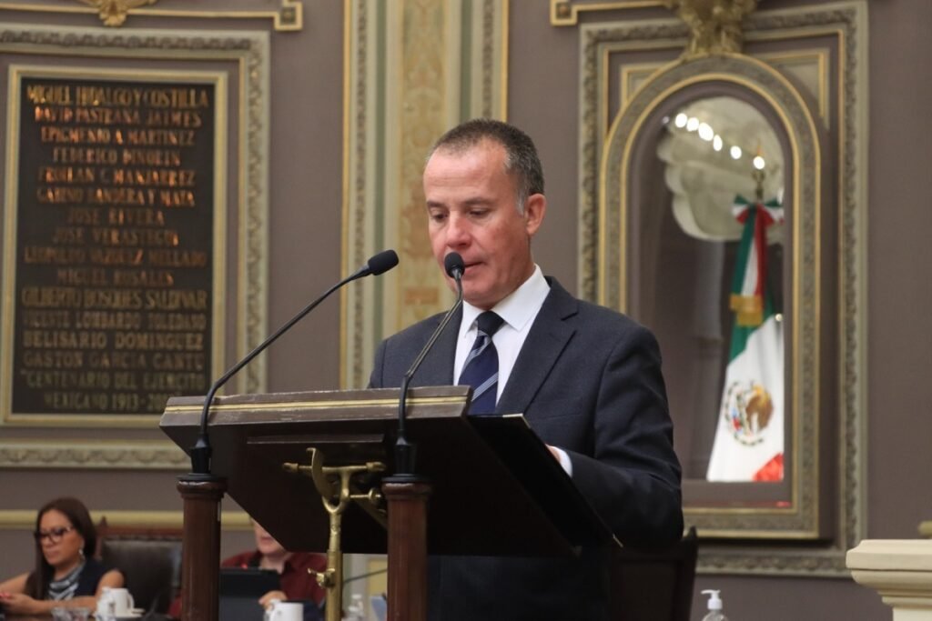 Impulsan en el Congreso que transporte ejecutivo cuente con botones de pánico vinculados al C5