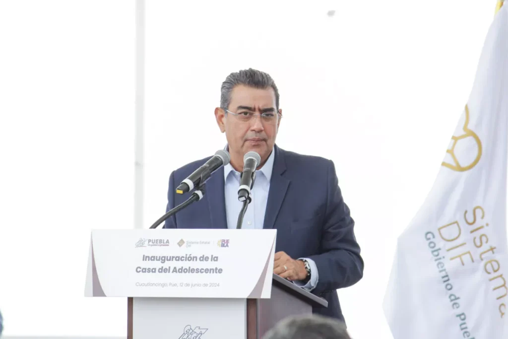 Inauguracion Casa del Adolescente Gaby Bonilla Presidenta Estatal del DIF Gobernador de Puebla Sergio Salomon Cespedes 3