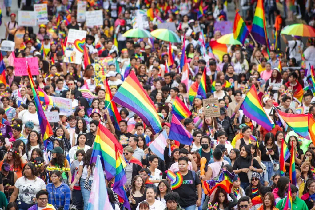 Marcha orgullo LGBT Puebla 2024 12