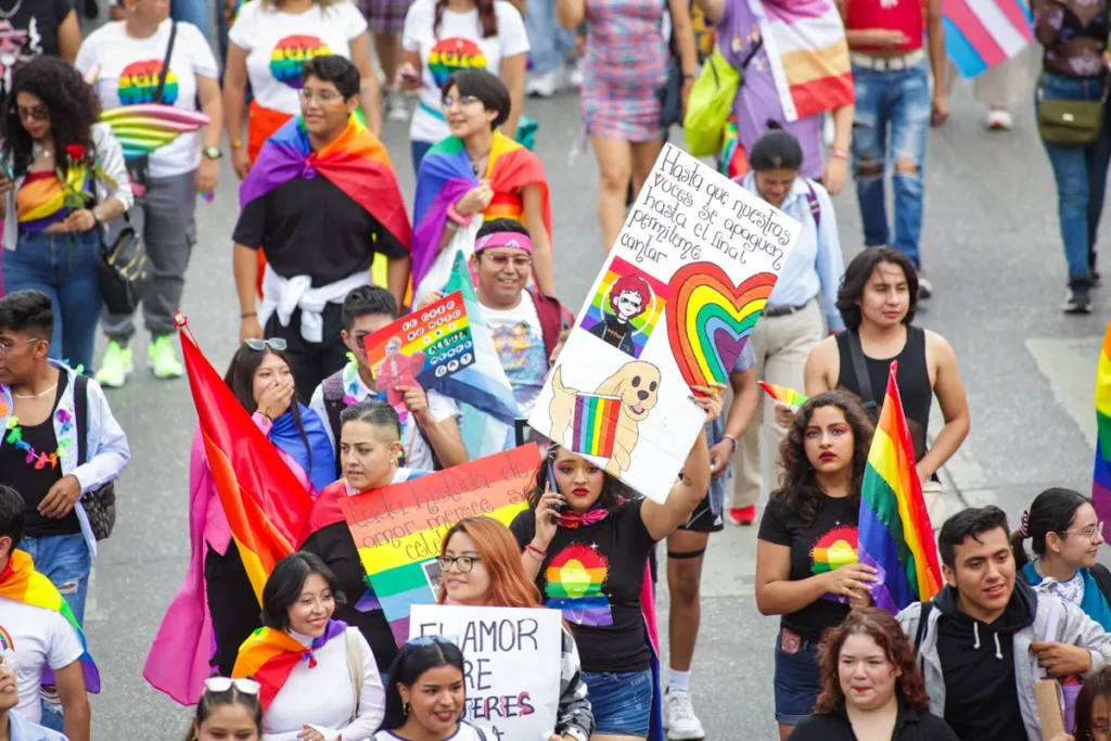 Marcha orgullo LGBT Puebla 2024 15