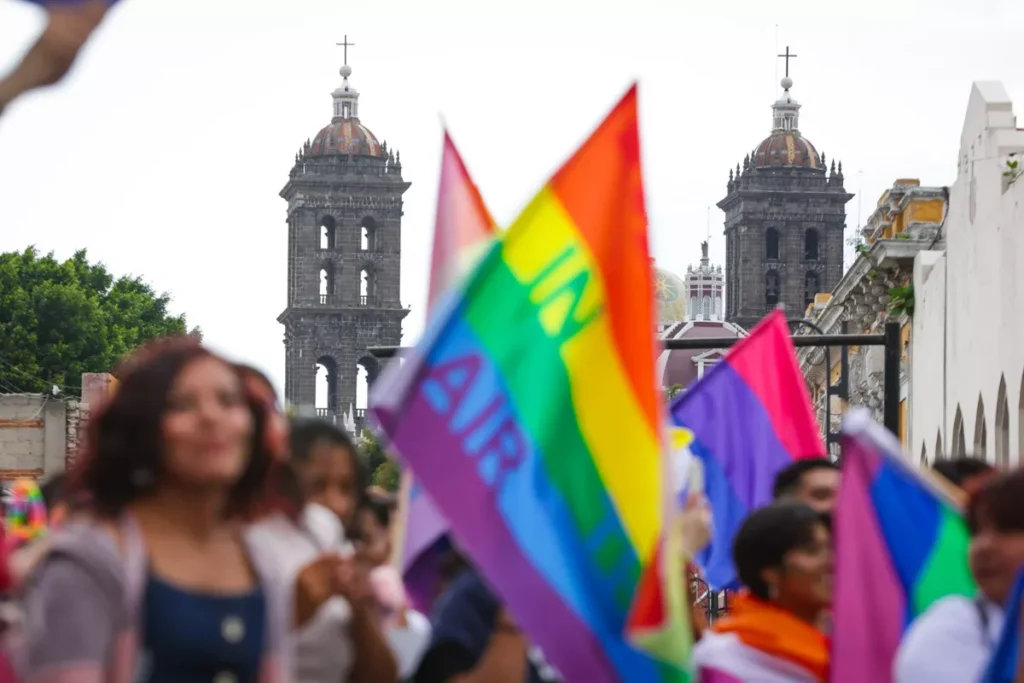 Marcha orgullo LGBT Puebla 2024 23
