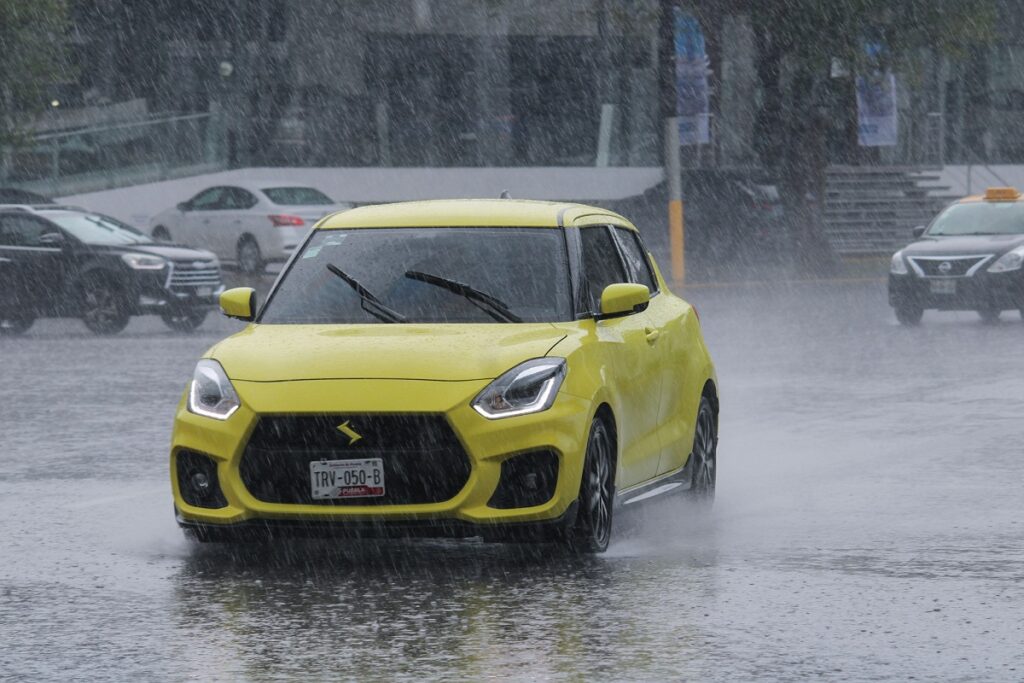 Pronostican lluvias torrenciales en Puebla debido a la Onda Tropical número 6