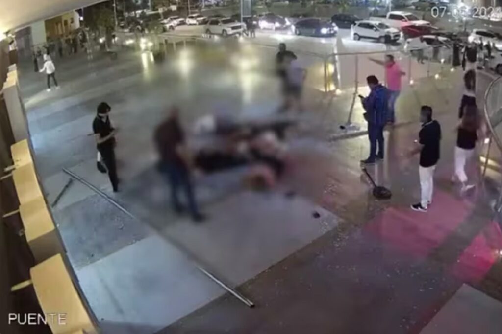 Quienes eran los jovenes que murieron en la plaza de SLP y como fue el momento de su caida 1