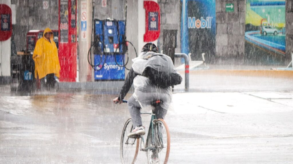 Tormenta tropical “Chris” se degrada a depresión, pero seguirá la lluvia en Puebla 9 Tormenta tropical “Chris” provocará lluvias en Puebla los próximos días