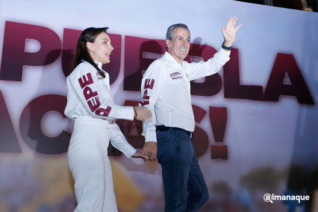 alejandro armenta pepe chedraui festejo zocalo de puebla 11