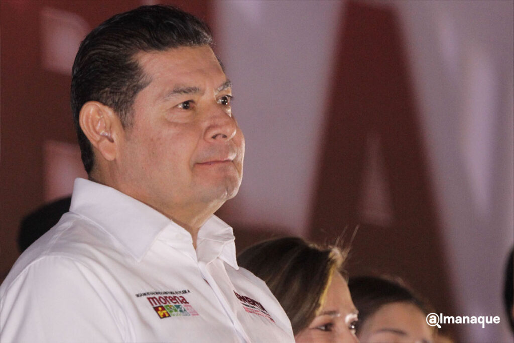 alejandro armenta pepe chedraui festejo zocalo de puebla 14