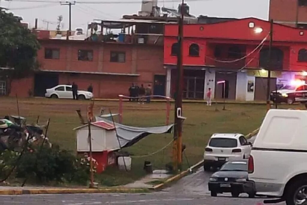 Accidente en el Puente de México: Muere motociclista y su acompañante está grave en Puebla (VIDEO) 6 Fin de semana negro en Huauchinango: Asesinan a cuatro hombres