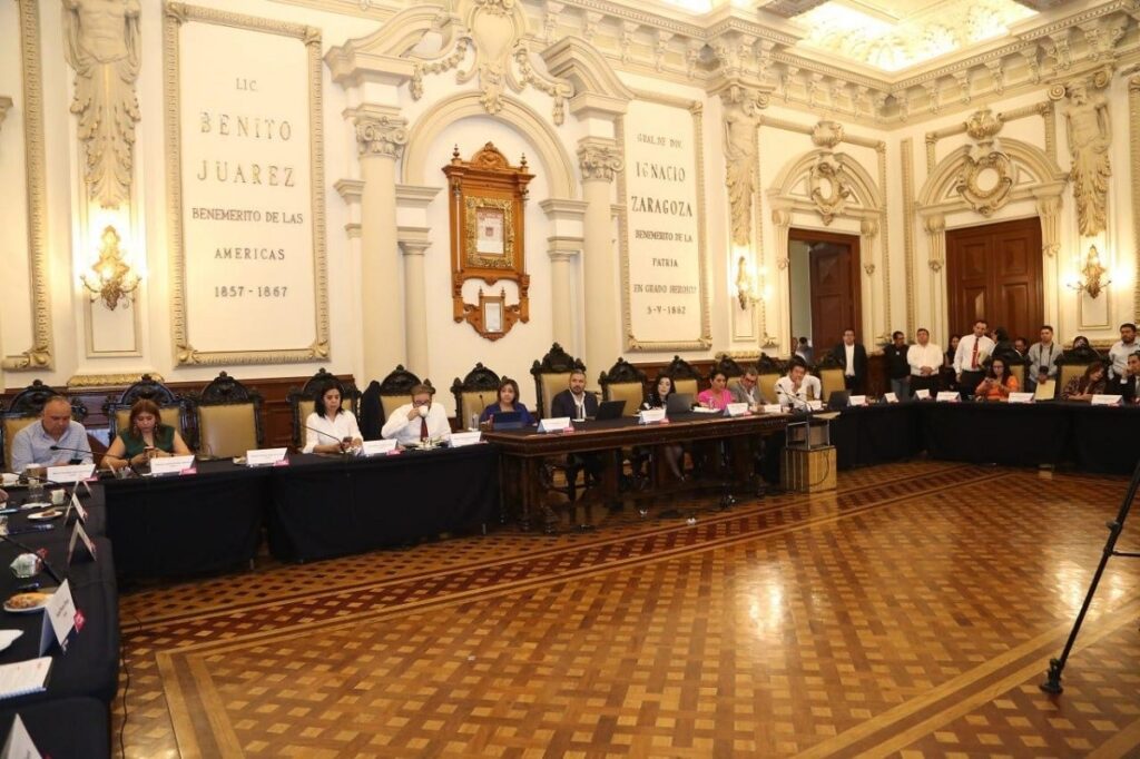 Regresan secretarios del Ayuntamiento de Puebla que fueron candidatos 15 Cabildo de Puebla asentamientos humanos