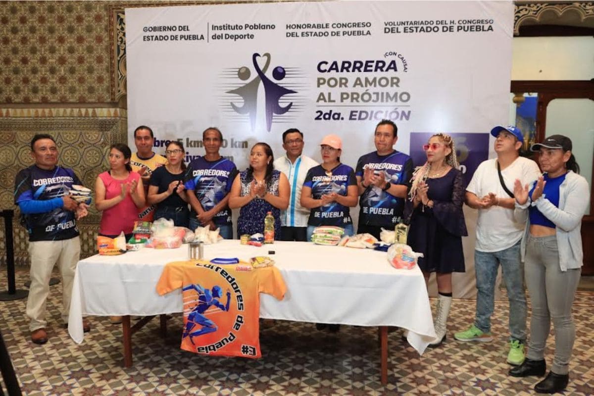Continúa la suma de esfuerzos para la carrera ”Por Amor al Prójimo” 1 Congreso de Puebla carrera por amor al proijmo
